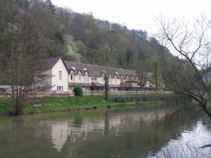 Karma La Residence Normande Connelles Bagian luar foto